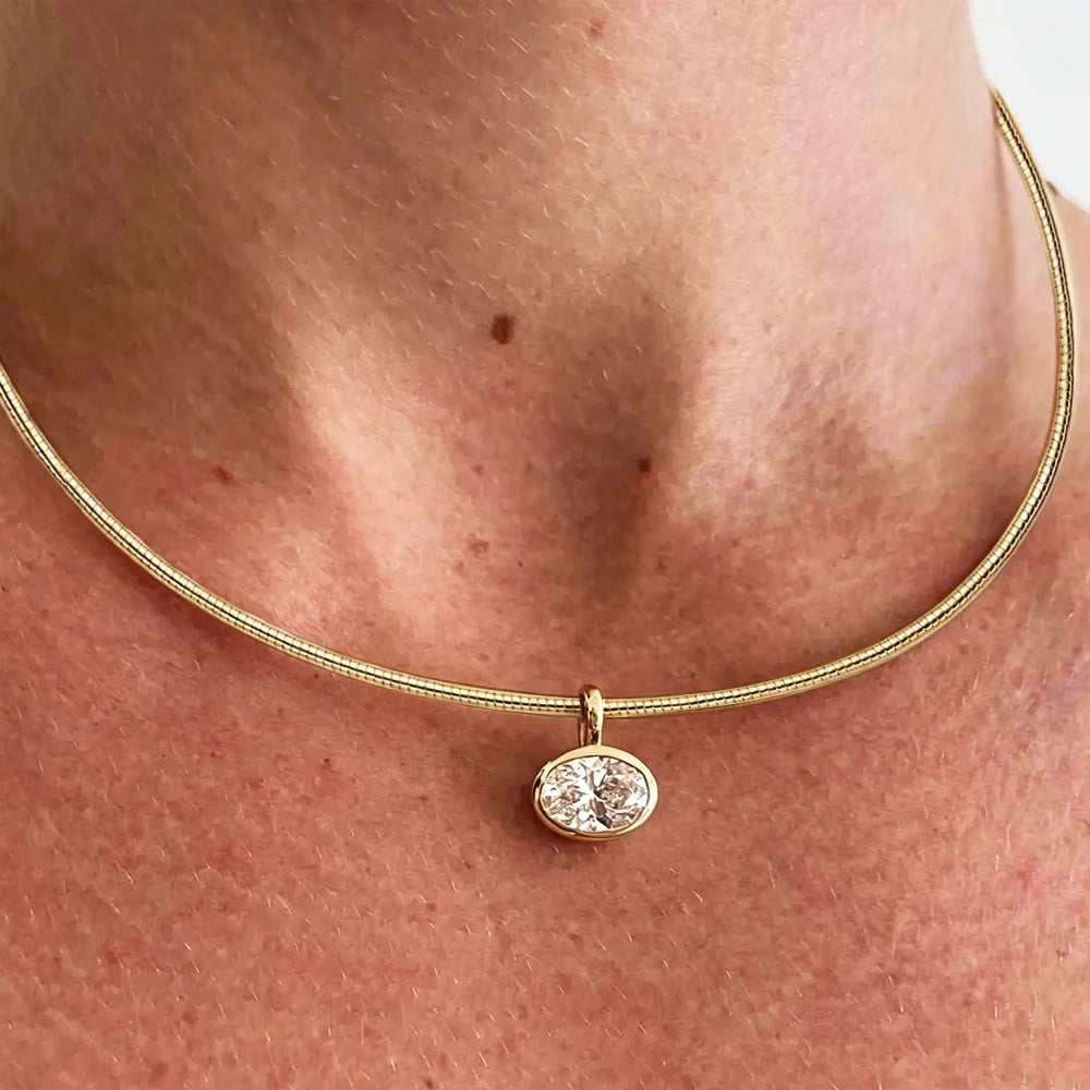 BXINY 2-4carat East West Oval Cut Moissanite Collar Choker Necklace S925 Silver Bezel Set Solitaire Diamond Pendant Gift Jewelry