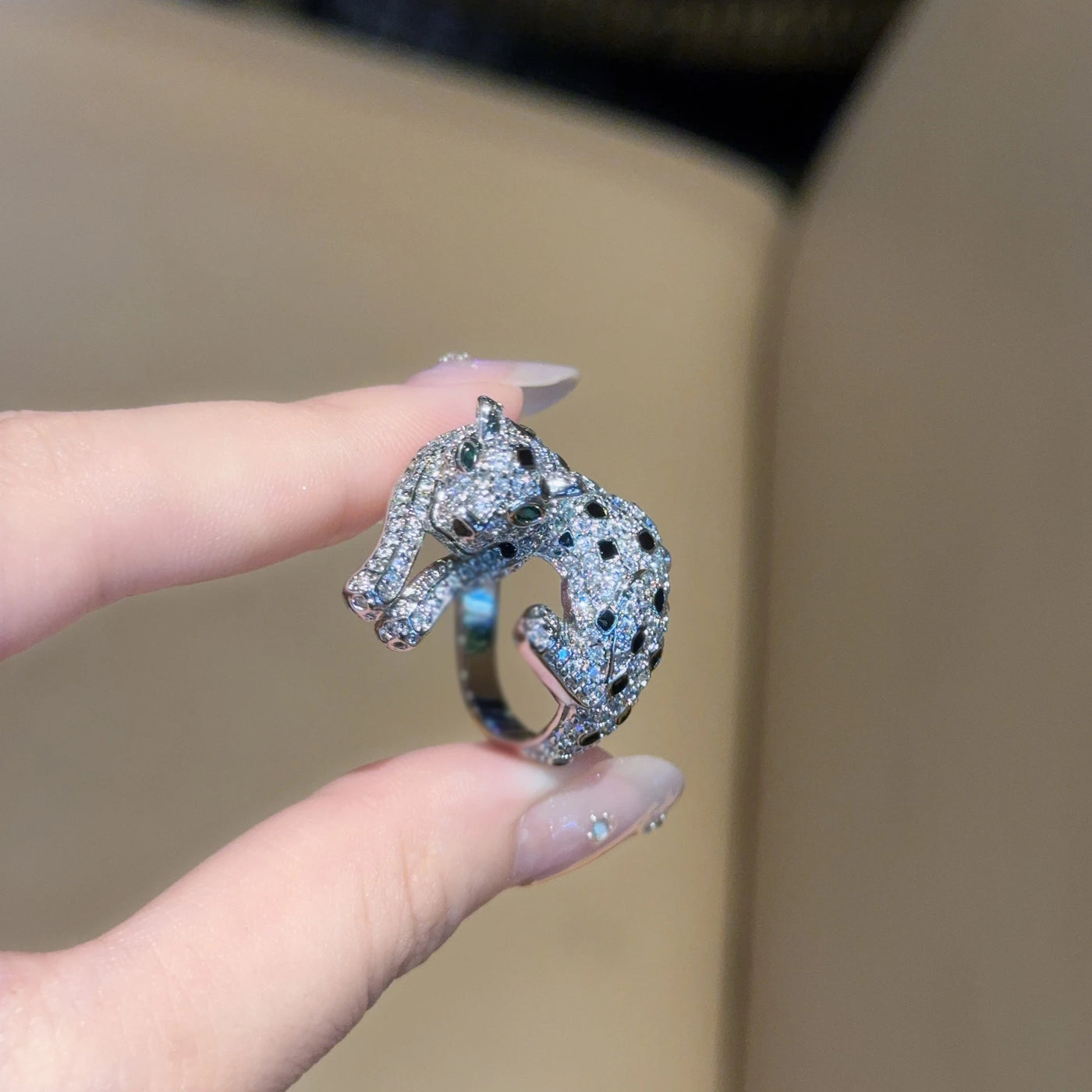 Retro domineering full diamond three-dimensional leopard rings for women fashion hip-hop exquisite ring banquet silver jewelry