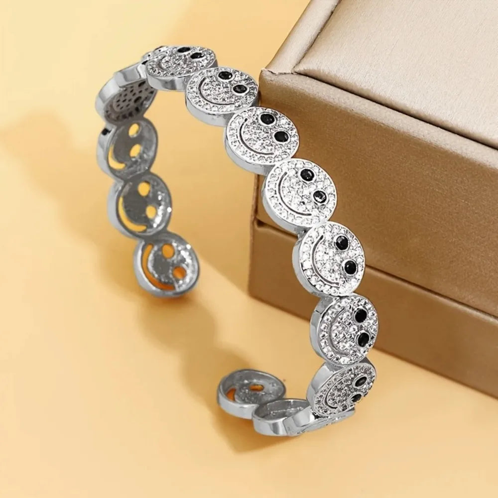 2025 New Luxury Light Full Diamond Colored Smile Bracelet, Unique Design Gold-Plated Stackable Jewelry, Fashionable, Personalize
